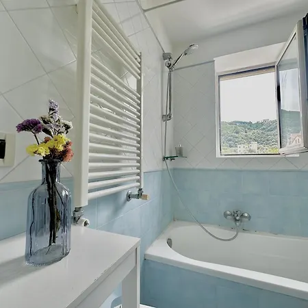 Apartman Fabrizio Surrounded By Greenery In The Center *